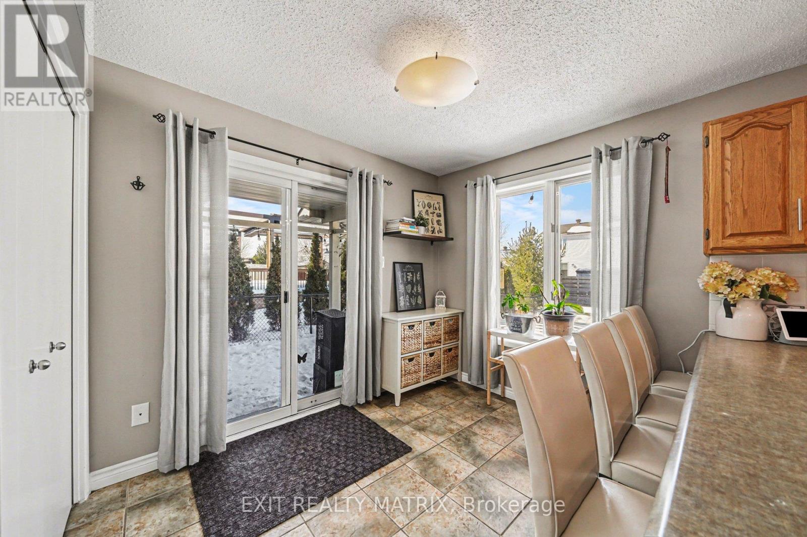 39 Lapointe Boulevard, Russell, Ontario  K0A 1W0 - Photo 16 - X12813520