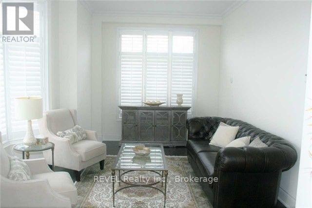 1 Tilsonburg Avenue, Brampton (Bram West), Ontario  L6Y 2Y7 - Photo 4 - W12813502