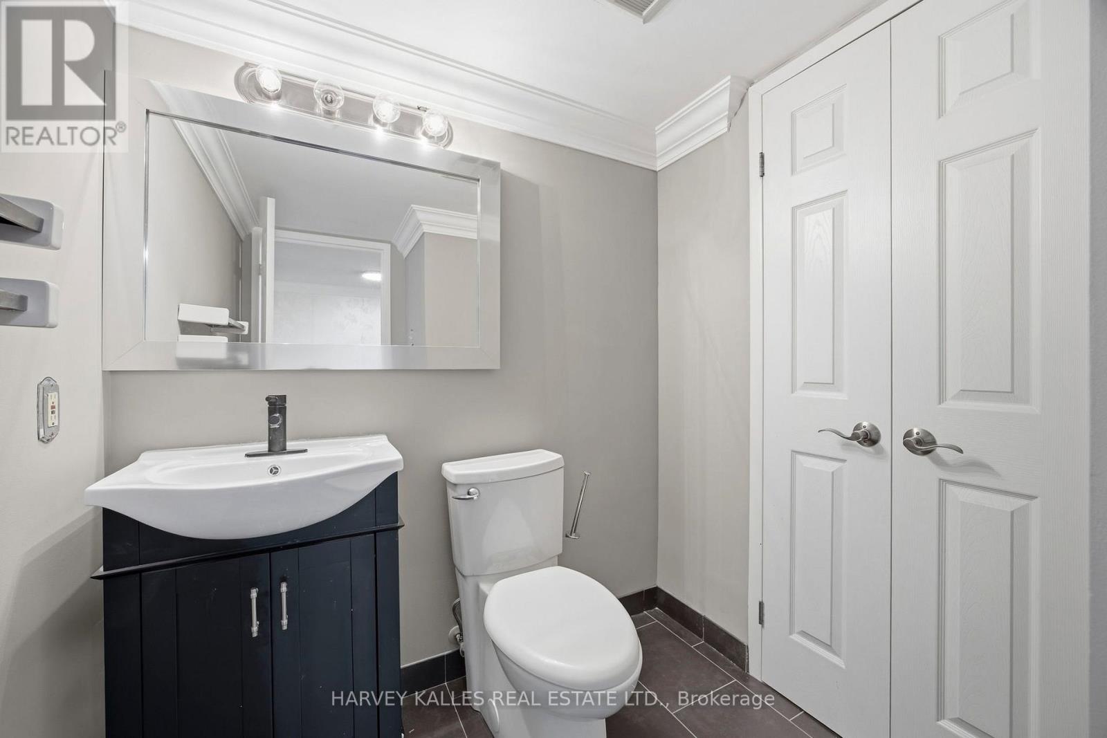 1805 - 10 Yonge Street, Toronto, Ontario  M5E 1R4 - Photo 23 - C12812818