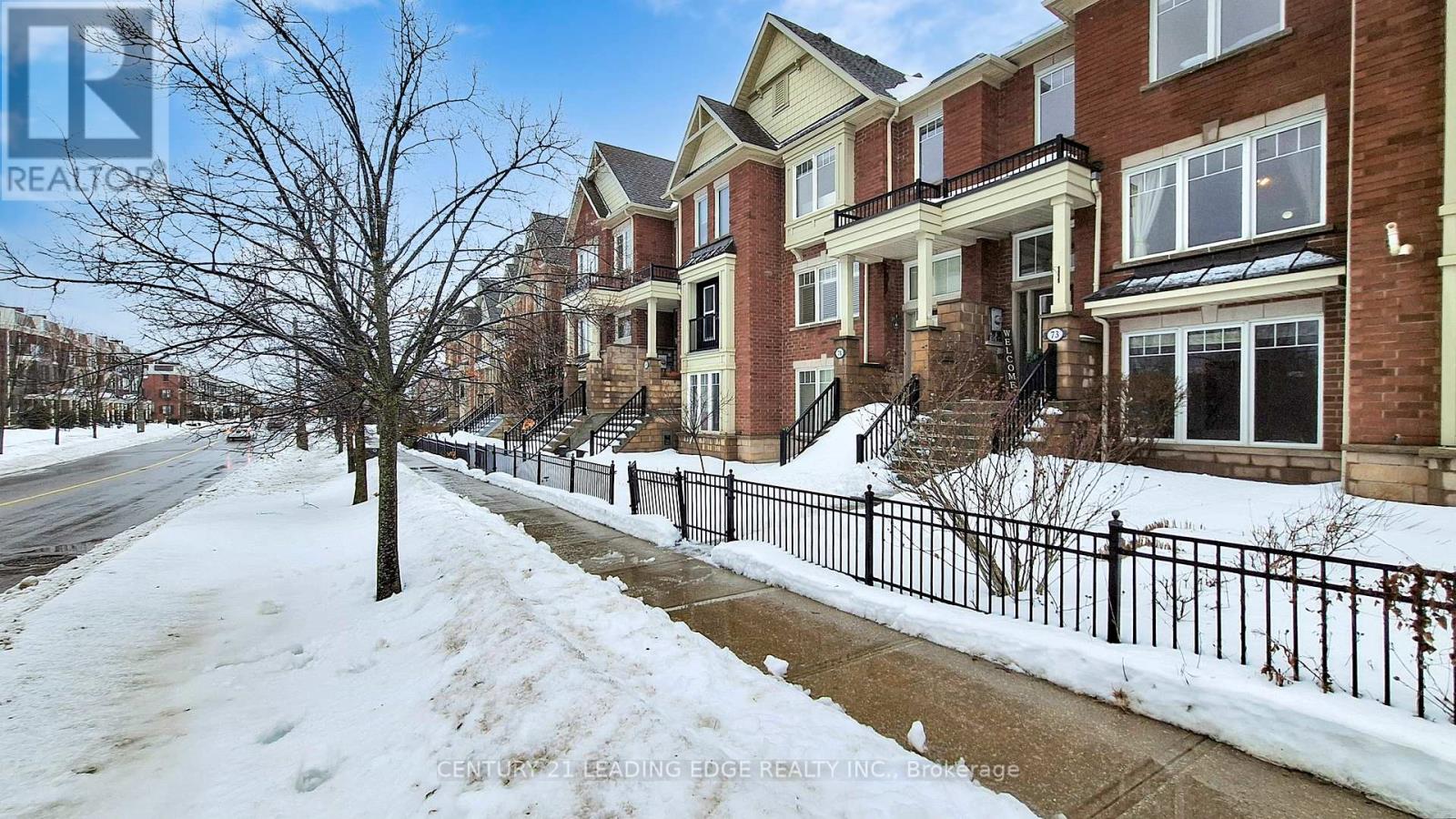 73 Baker Hill Boulevard, Whitchurch-Stouffville, Ontario  L4A 0T8 - Photo 5 - N12811412