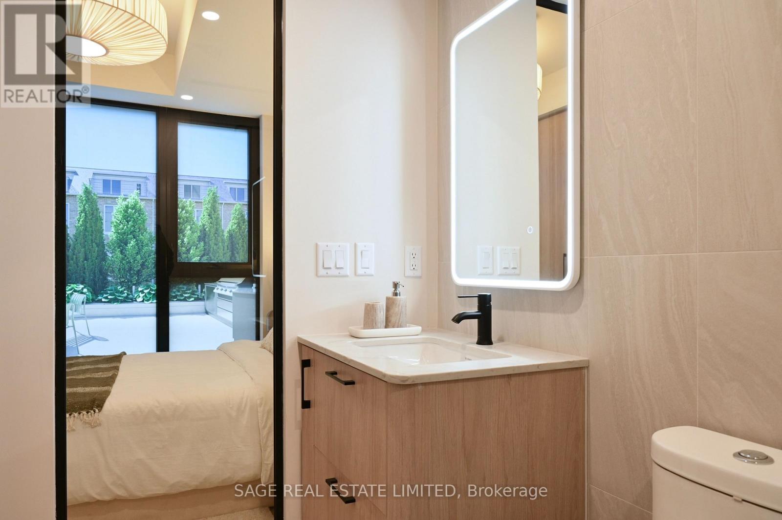 101 - 109 Erskine Avenue, Toronto, Ontario  M4P 1Y5 - Photo 30 - C12813410