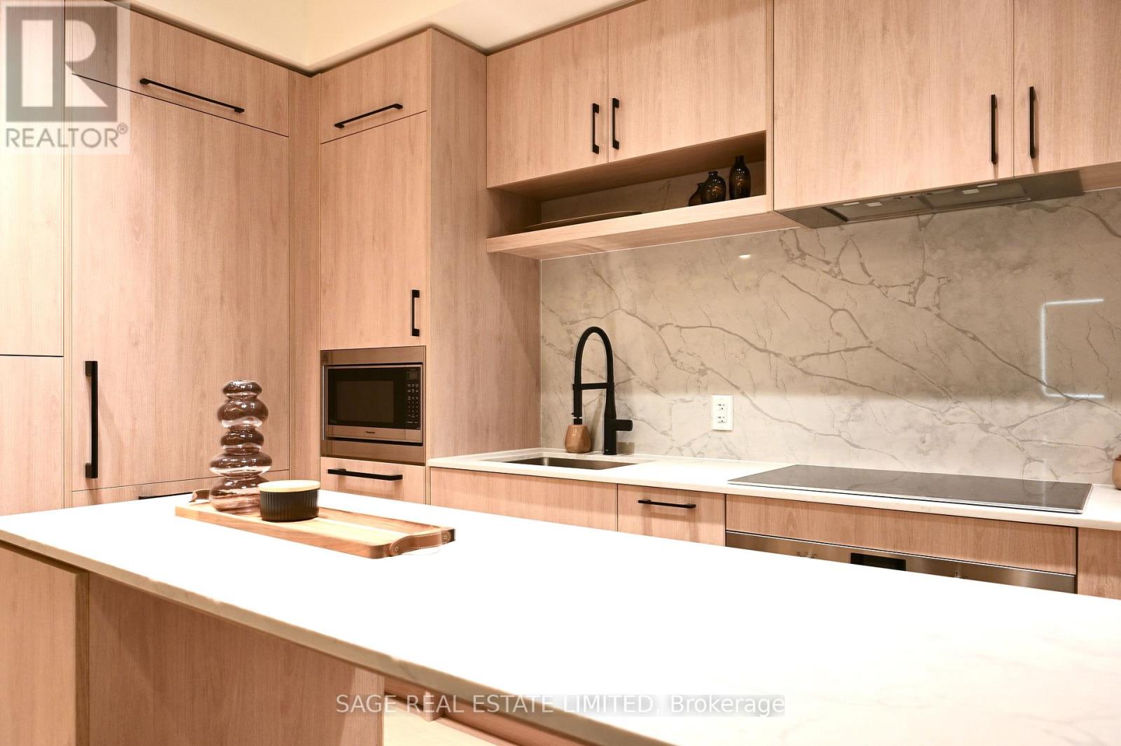 101 - 109 Erskine Avenue, Toronto, Ontario  M4P 1Y5 - Photo 7 - C12813410