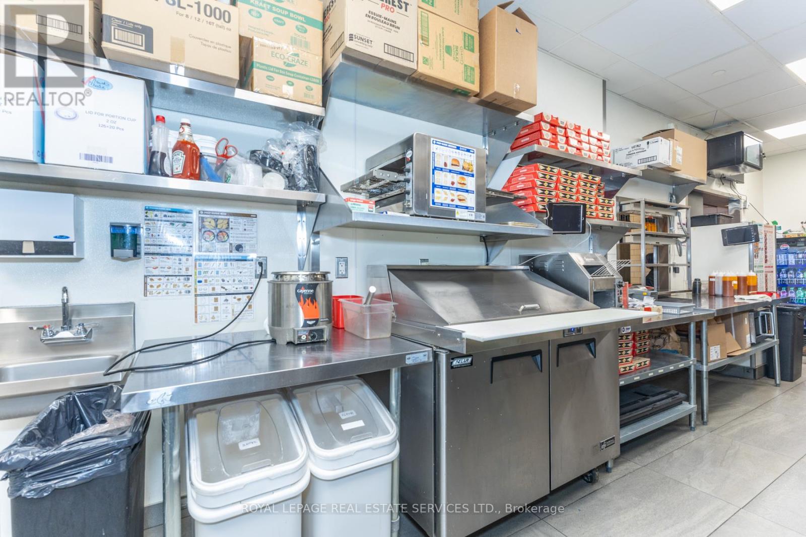 22b - 22 Bathurst Street, Toronto, Ontario  M5V 0G8 - Photo 30 - C12813464