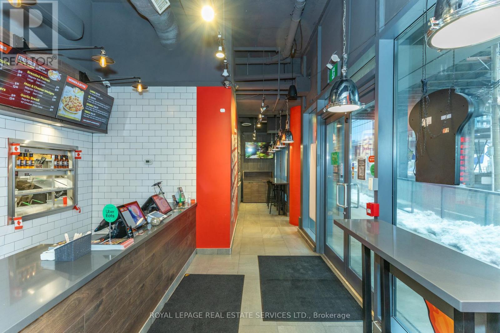 22b - 22 Bathurst Street, Toronto, Ontario  M5V 0G8 - Photo 8 - C12813464