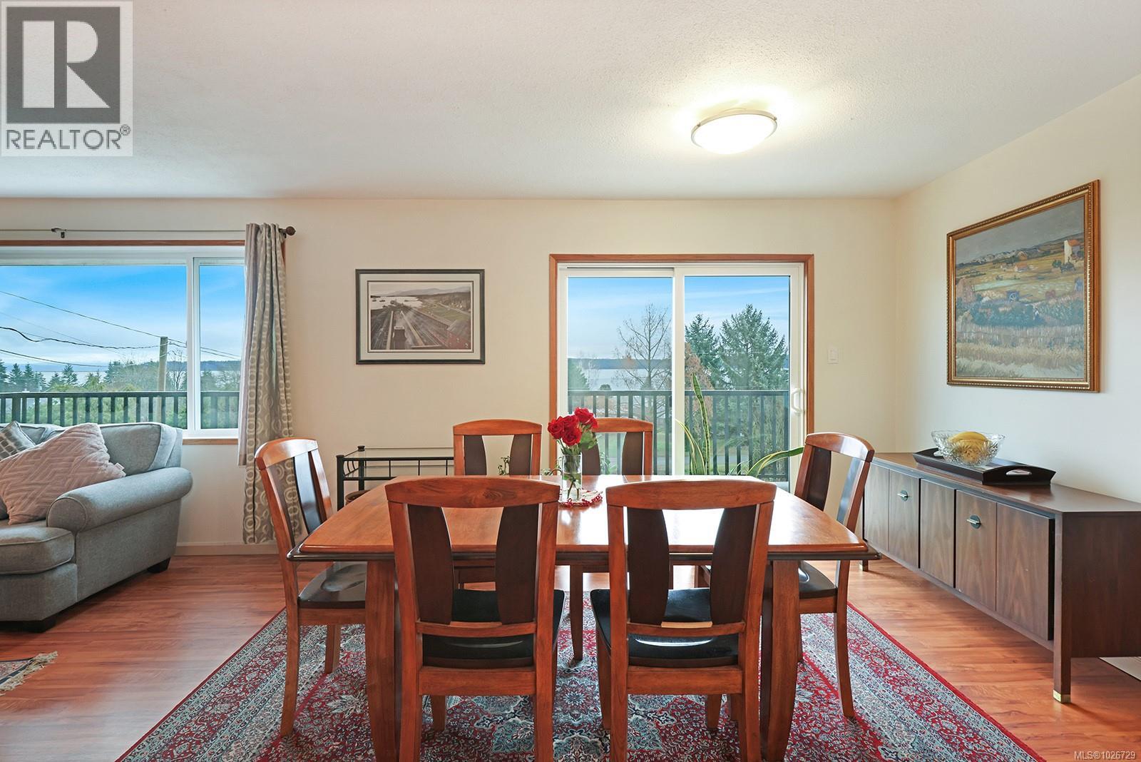 5497 Tappin St, Union Bay, British Columbia V0R 3B0 - Photo 11 - 1026729