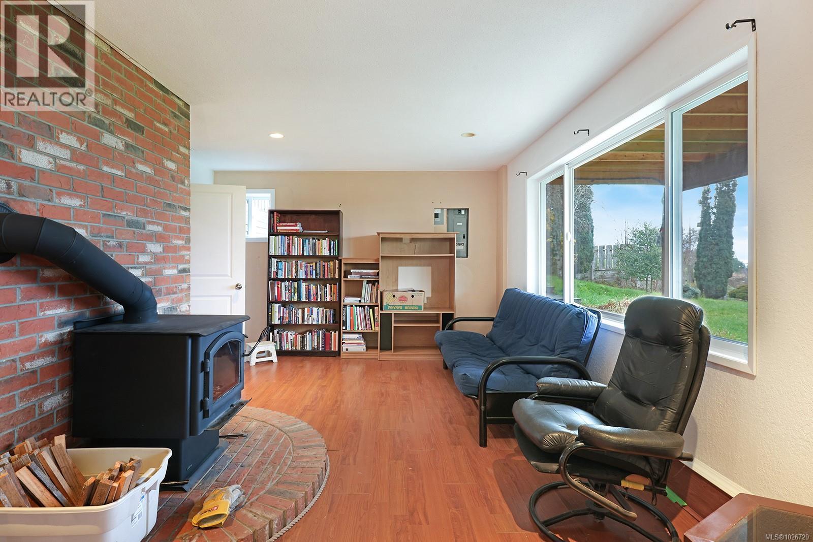 5497 Tappin St, Union Bay, British Columbia V0R 3B0 - Photo 26 - 1026729