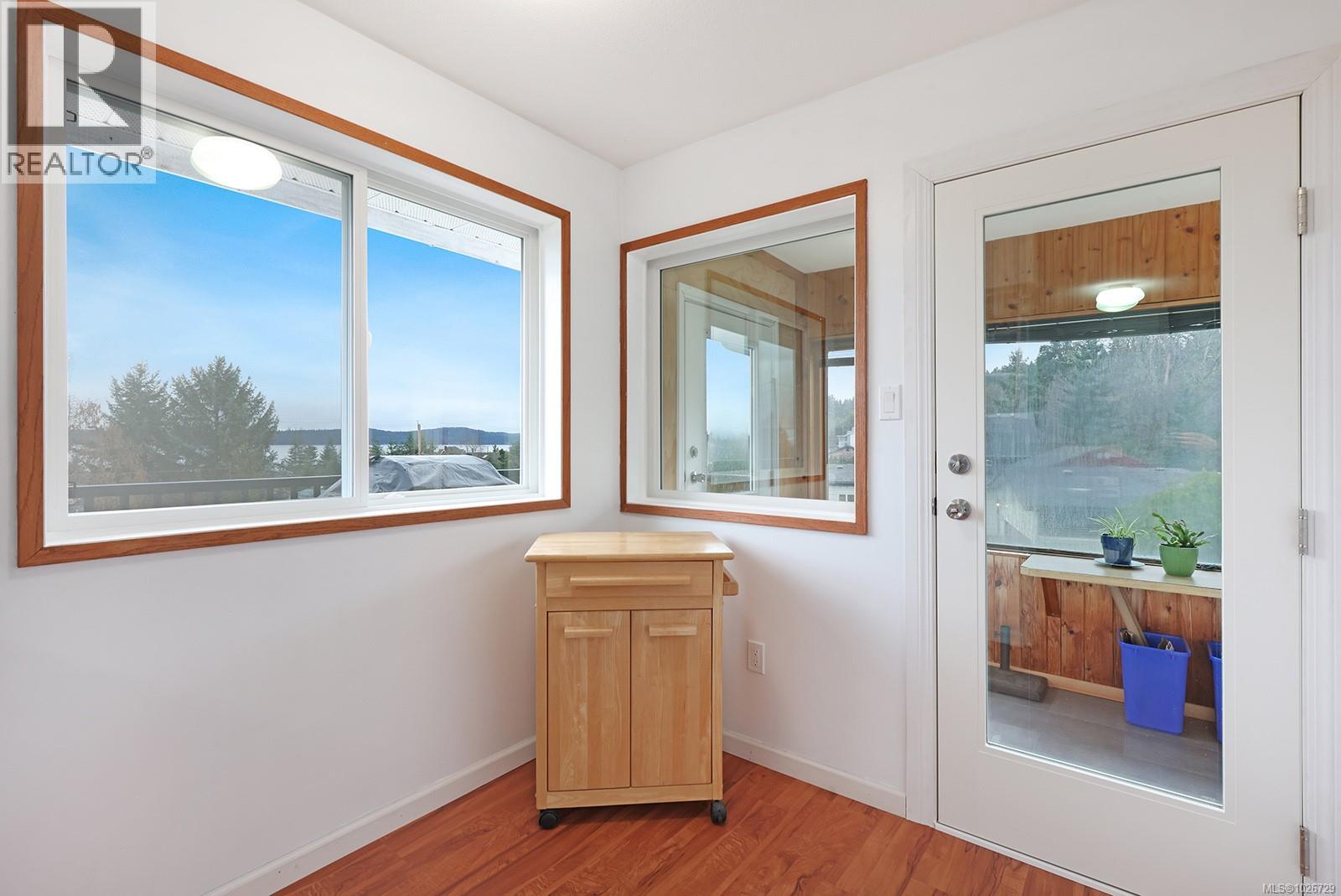 5497 Tappin St, Union Bay, British Columbia V0R 3B0 - Photo 17 - 1026729