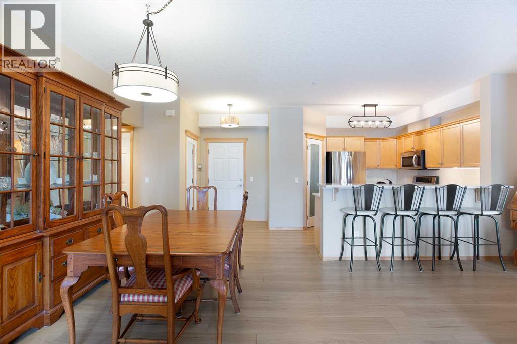 236, 15 Everstone Drive Sw, Calgary, Alberta  T2Y 5B5 - Photo 3 - A2287628