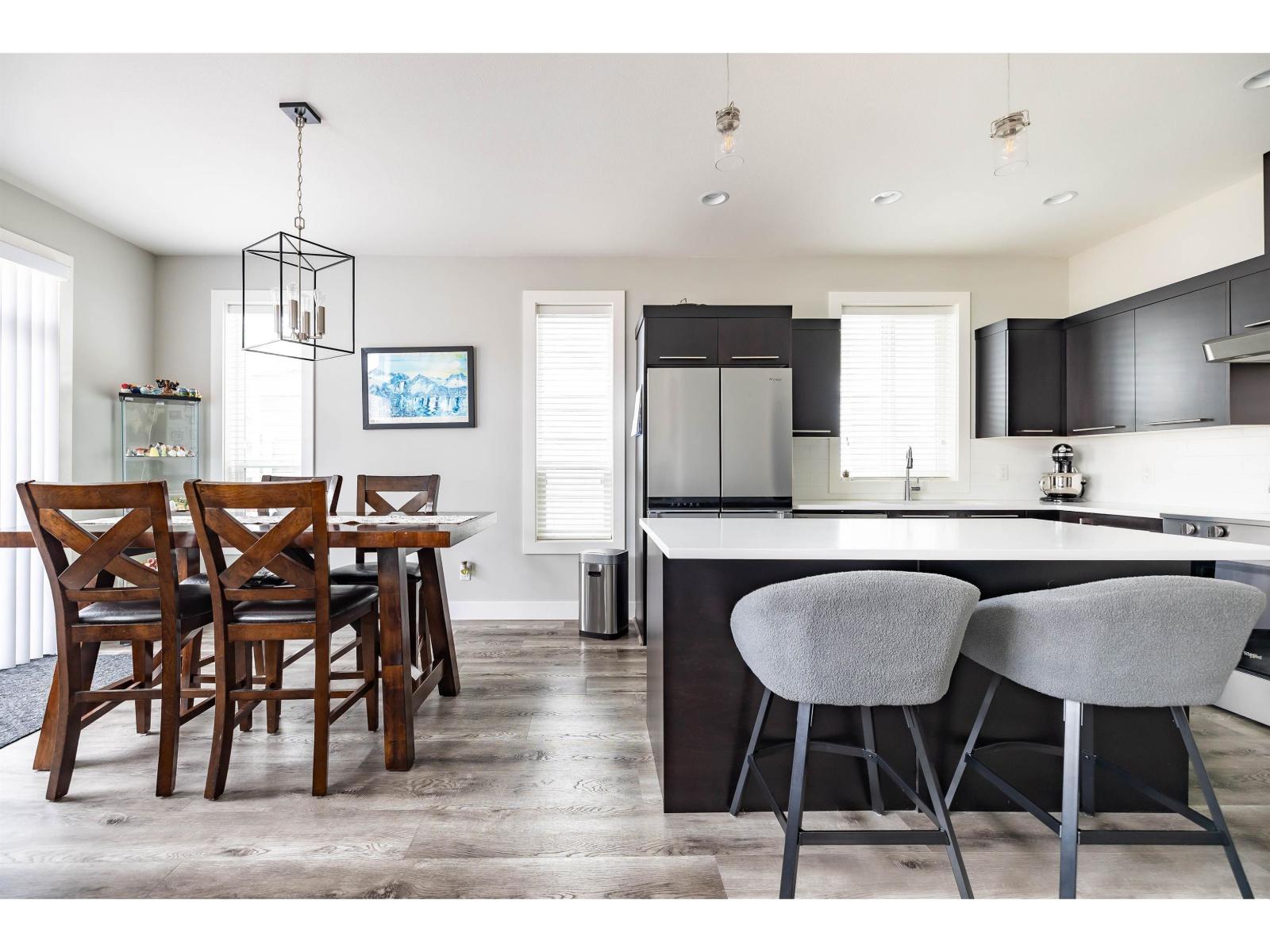 32574 Ross Drive, Mission, British Columbia  V2V 0G1 - Photo 4 - R3092343