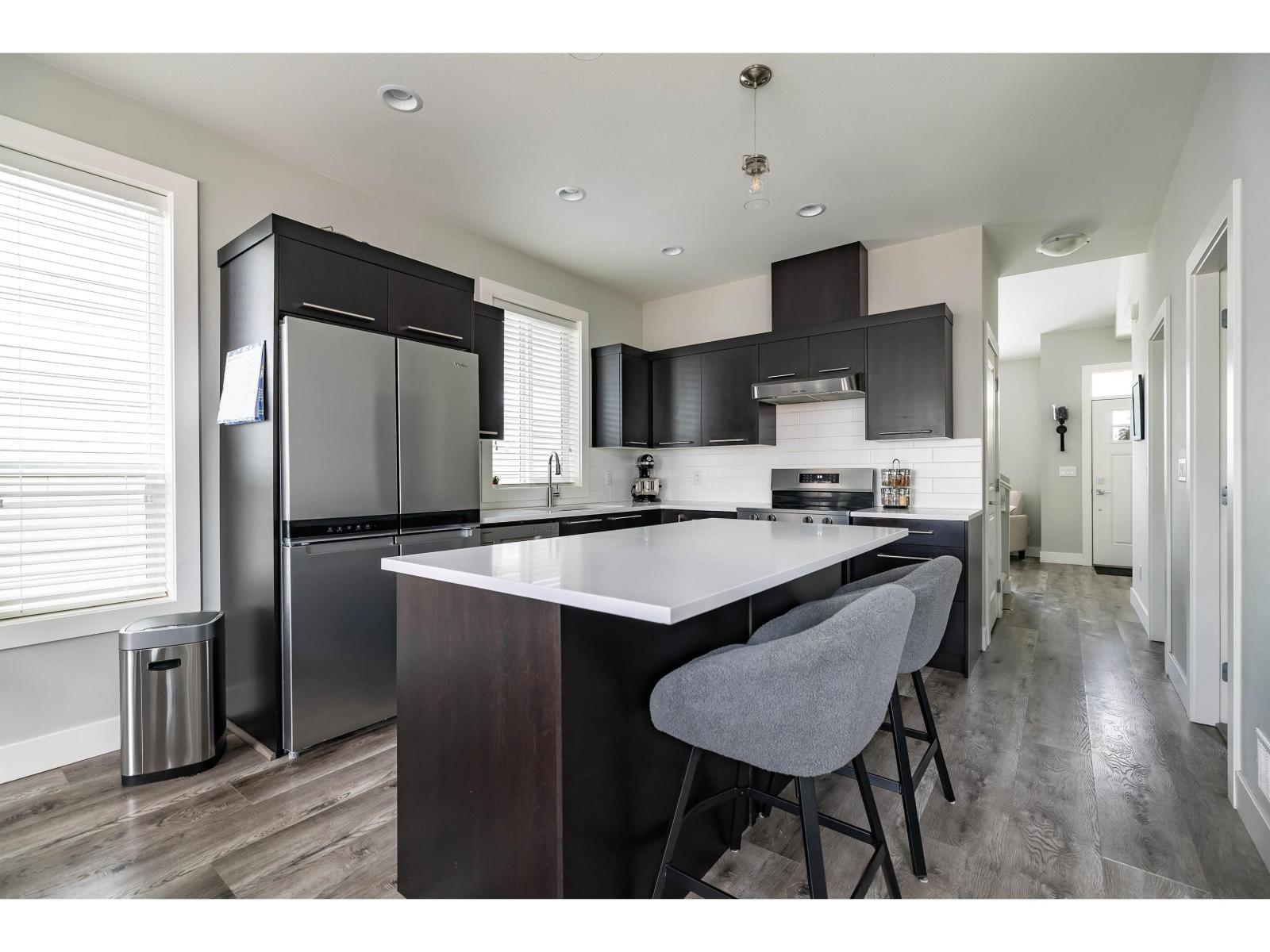 32574 Ross Drive, Mission, British Columbia  V2V 0G1 - Photo 6 - R3092343