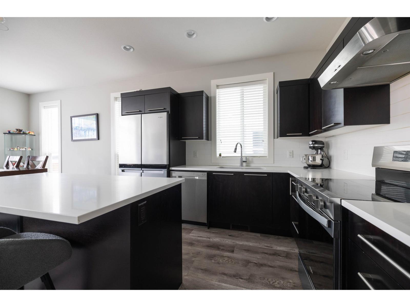 32574 Ross Drive, Mission, British Columbia  V2V 0G1 - Photo 5 - R3092343