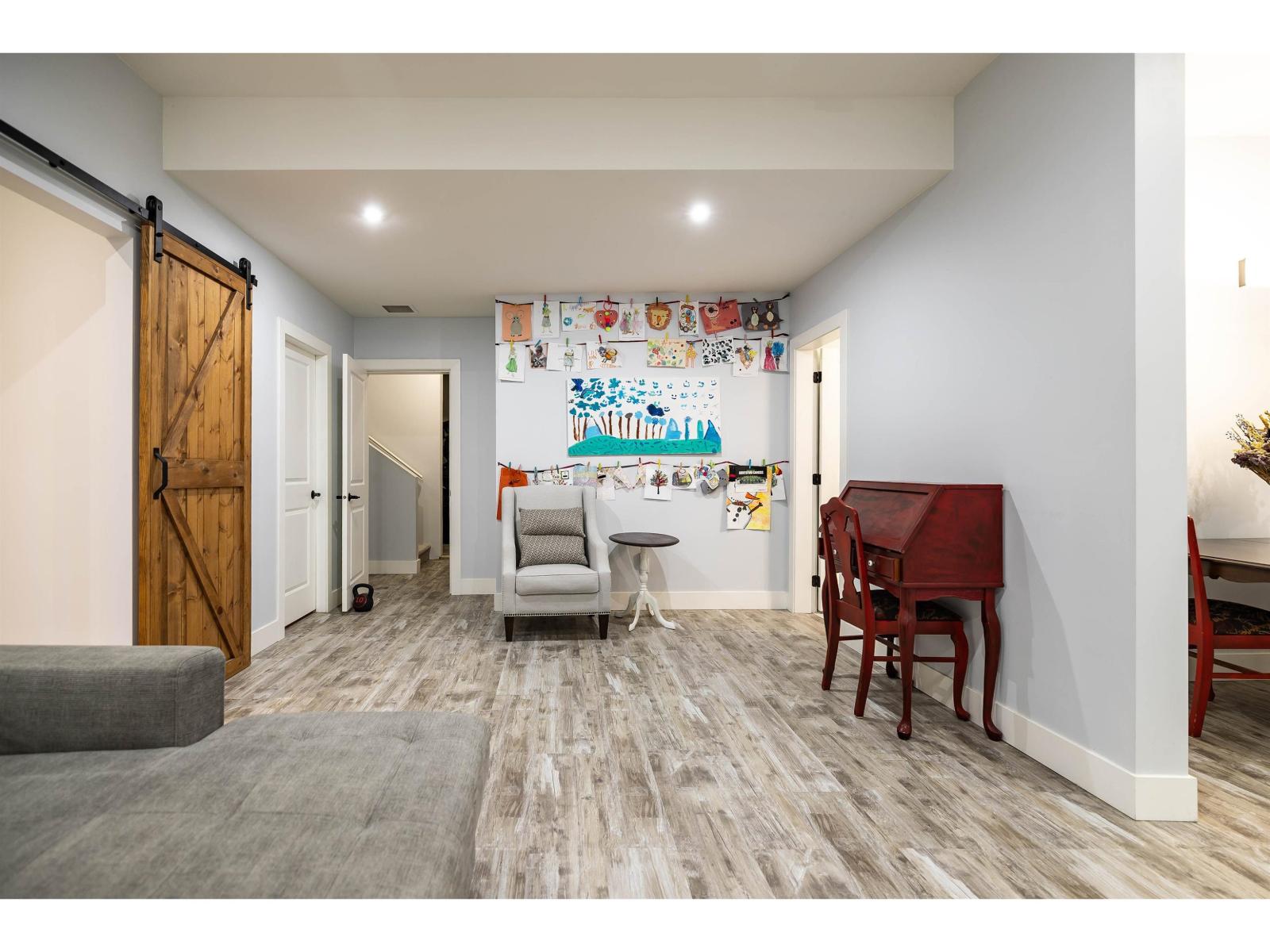 32574 Ross Drive, Mission, British Columbia  V2V 0G1 - Photo 32 - R3092343