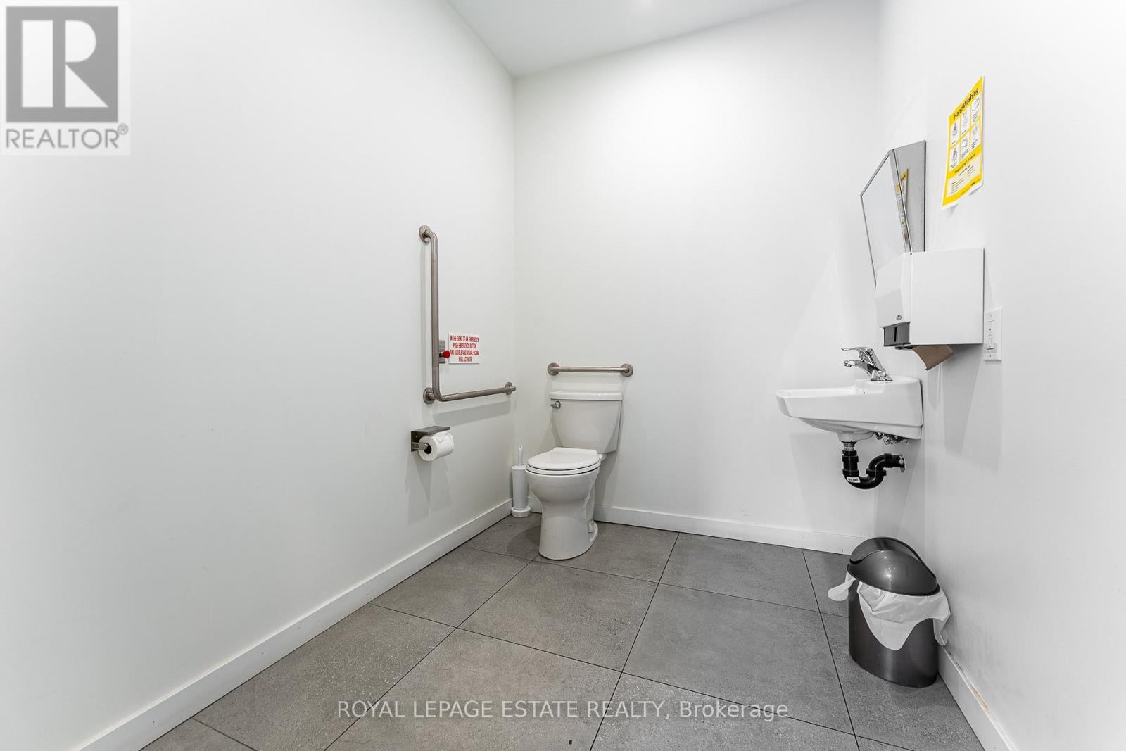 1007 Kingston Road, Toronto (The Beaches), Ontario  M4E 1T3 - Photo 10 - E12813378