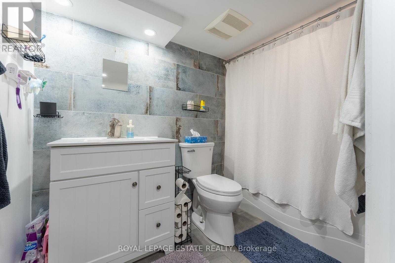 1007 Kingston Road, Toronto (The Beaches), Ontario  M4E 1T3 - Photo 40 - E12813378