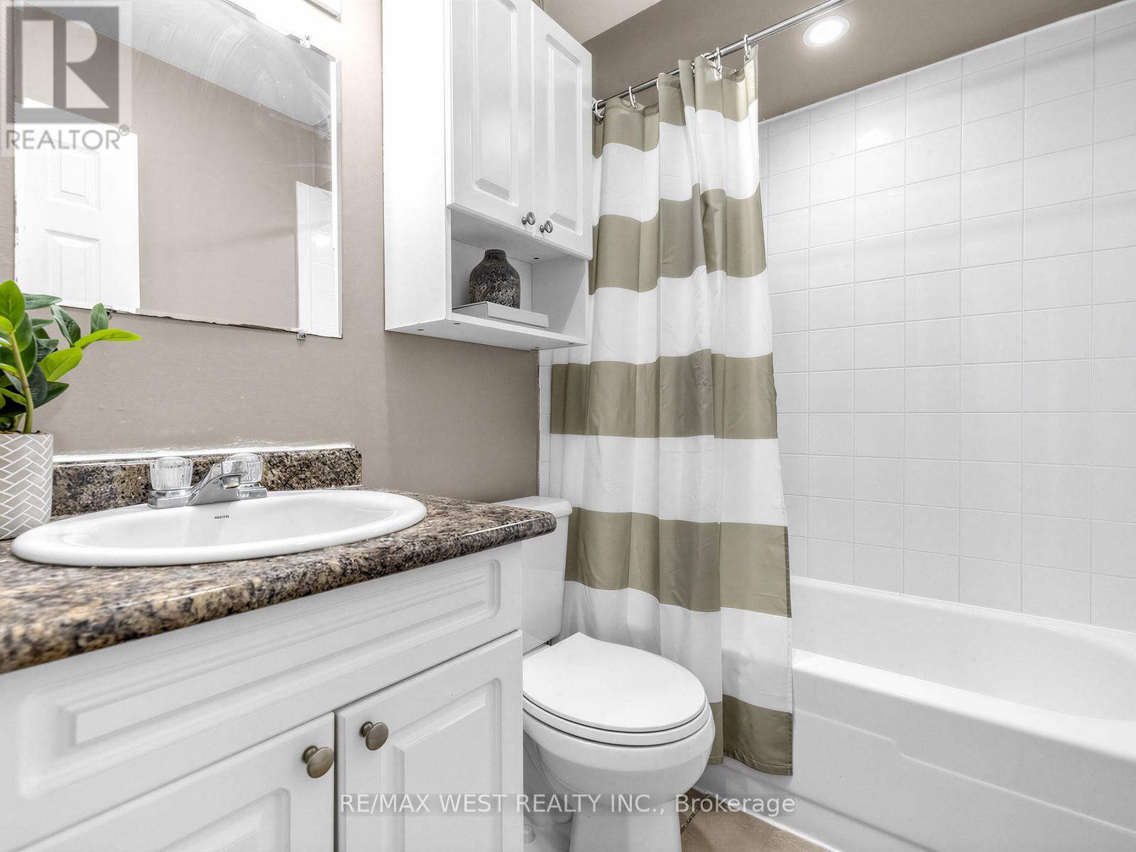 117 - 246 Milestone Crescent, Aurora, Ontario  L4G 3M2 - Photo 15 - N12813388