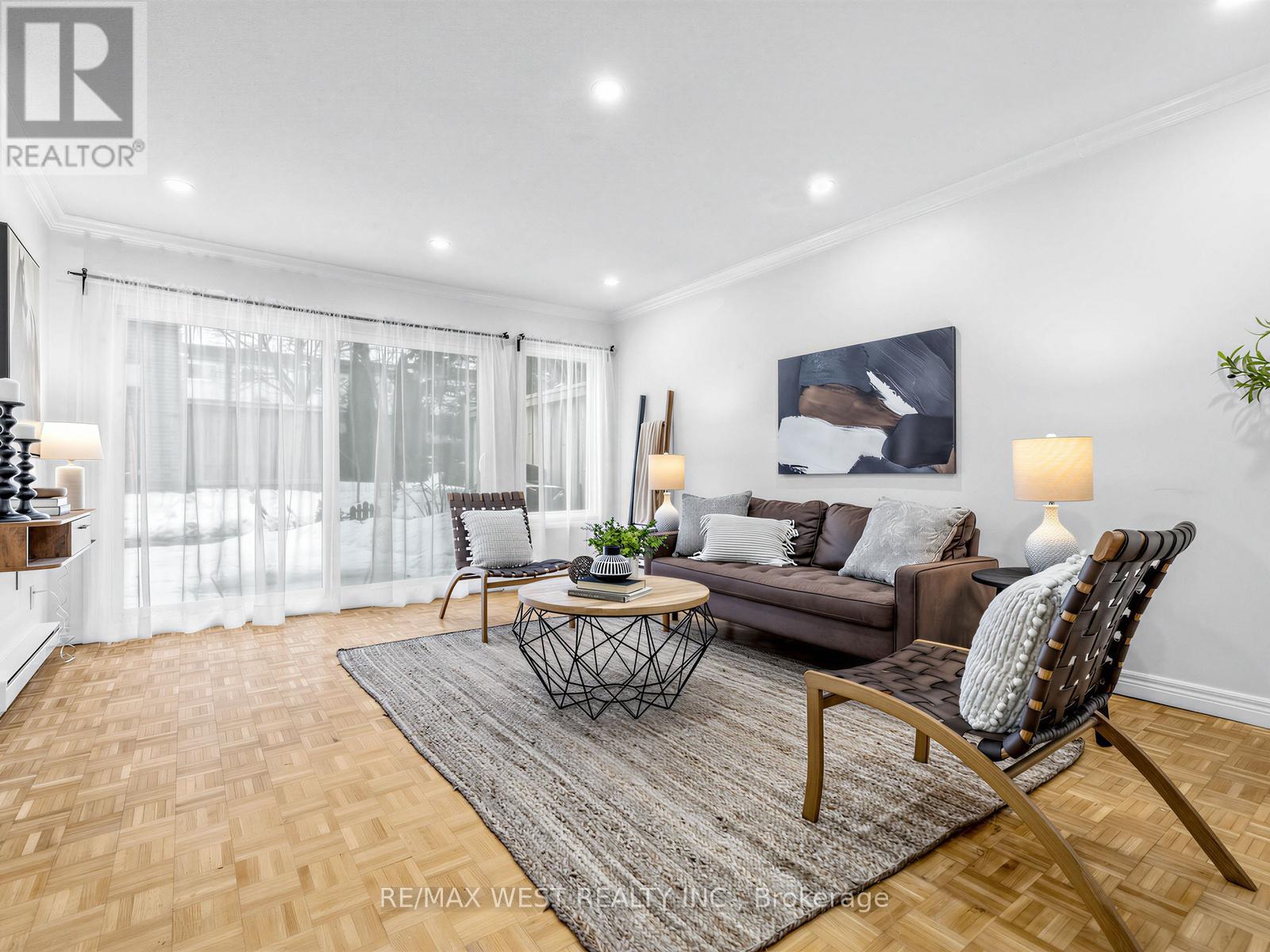 117 - 246 Milestone Crescent, Aurora, Ontario  L4G 3M2 - Photo 2 - N12813388