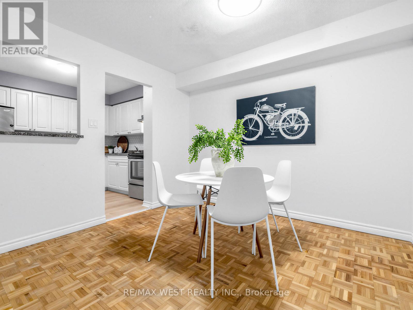 117 - 246 Milestone Crescent, Aurora, Ontario  L4G 3M2 - Photo 7 - N12813388