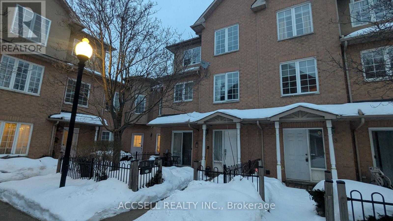 13 - 20 St Moritz Way, Markham, Ontario  L3R 4G4 - Photo 3 - N12813424