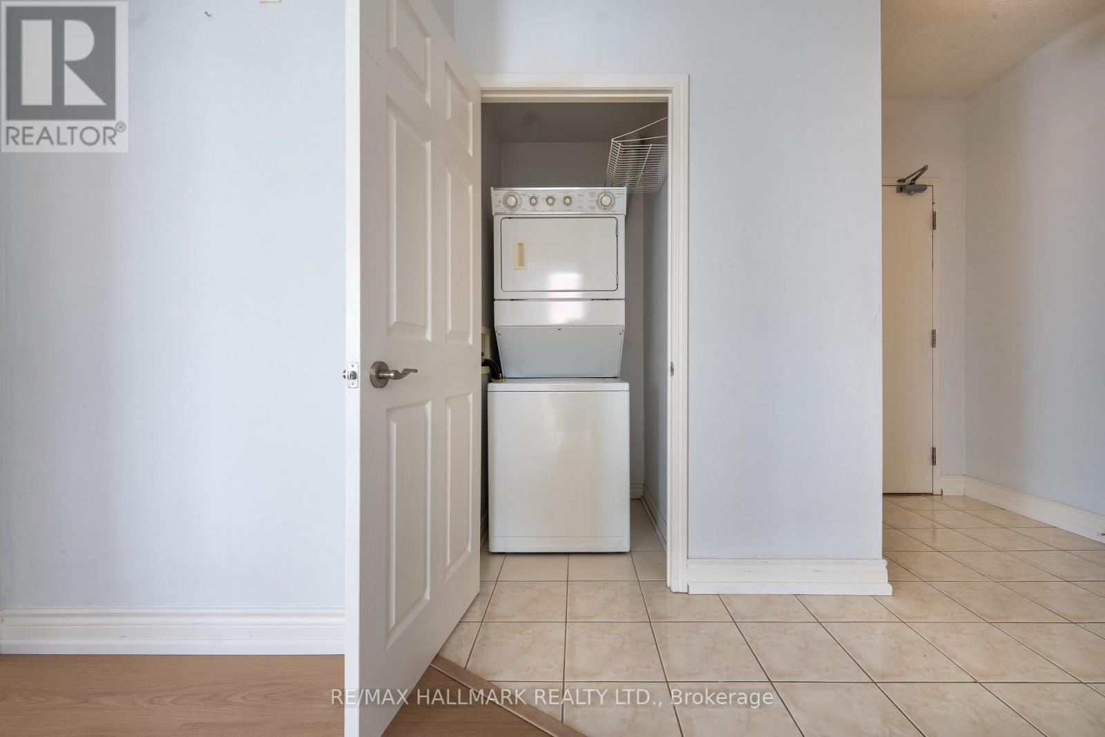 304 - 11121 Yonge Street, Richmond Hill, Ontario  L4C 0S7 - Photo 21 - N12813446