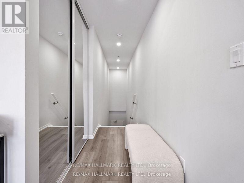 D09 - 26 Bruce Street, Vaughan, Ontario  L4L 0H4 - Photo 4 - N12813482