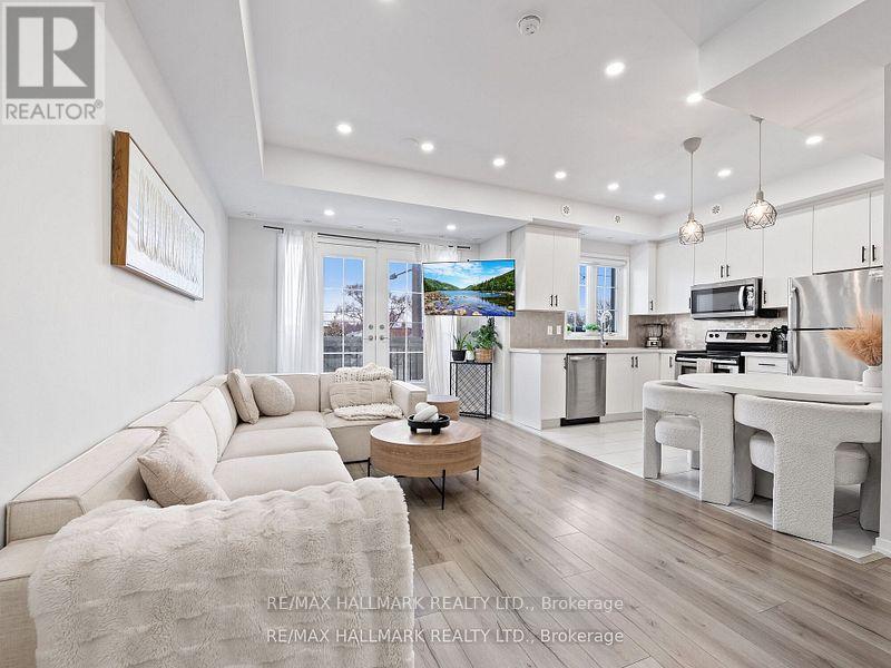 D09 - 26 Bruce Street, Vaughan, Ontario  L4L 0H4 - Photo 7 - N12813482