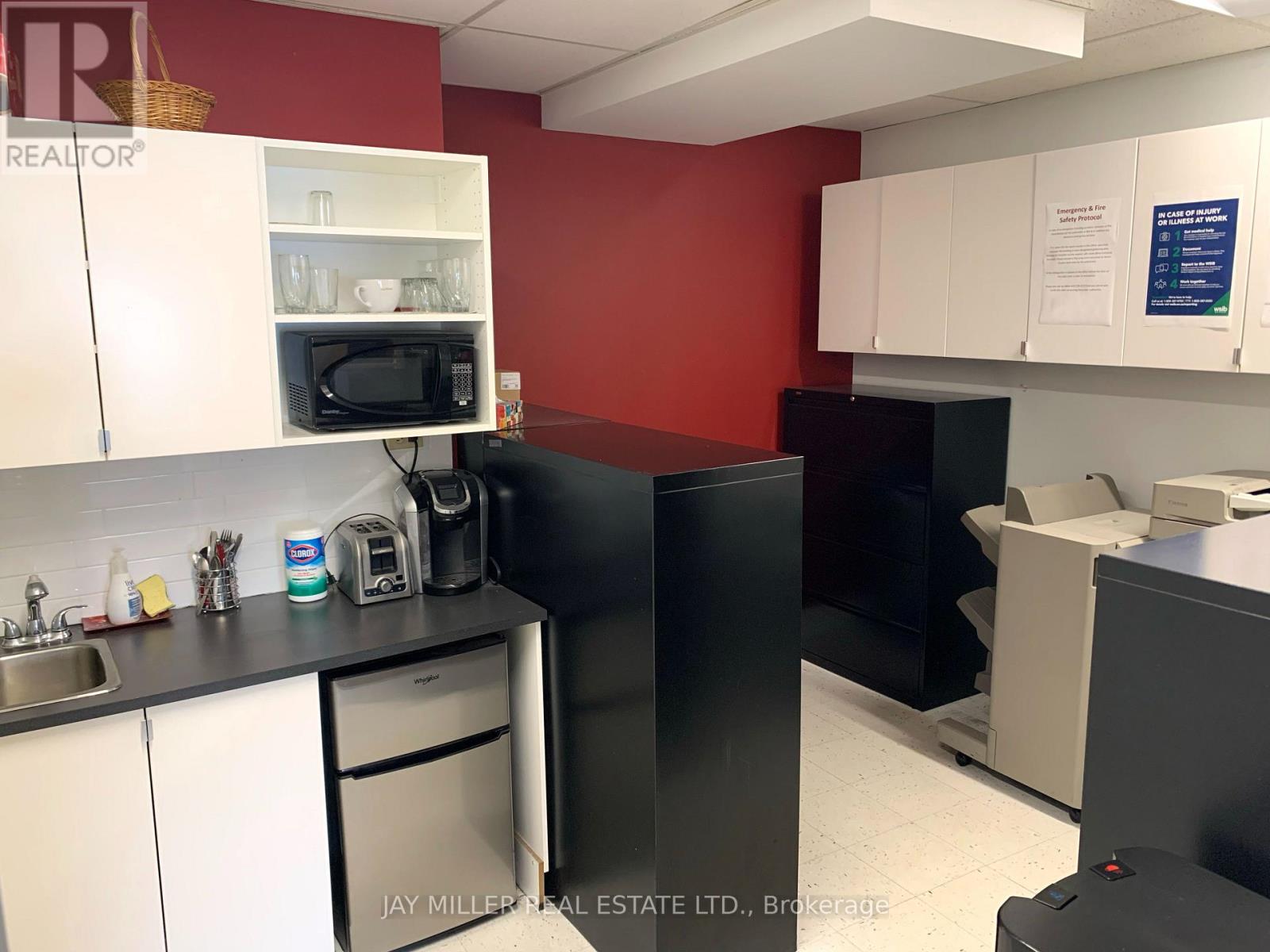 30 - 17665 Leslie Street, Newmarket, Ontario  L3Y 3E3 - Photo 9 - N12813492