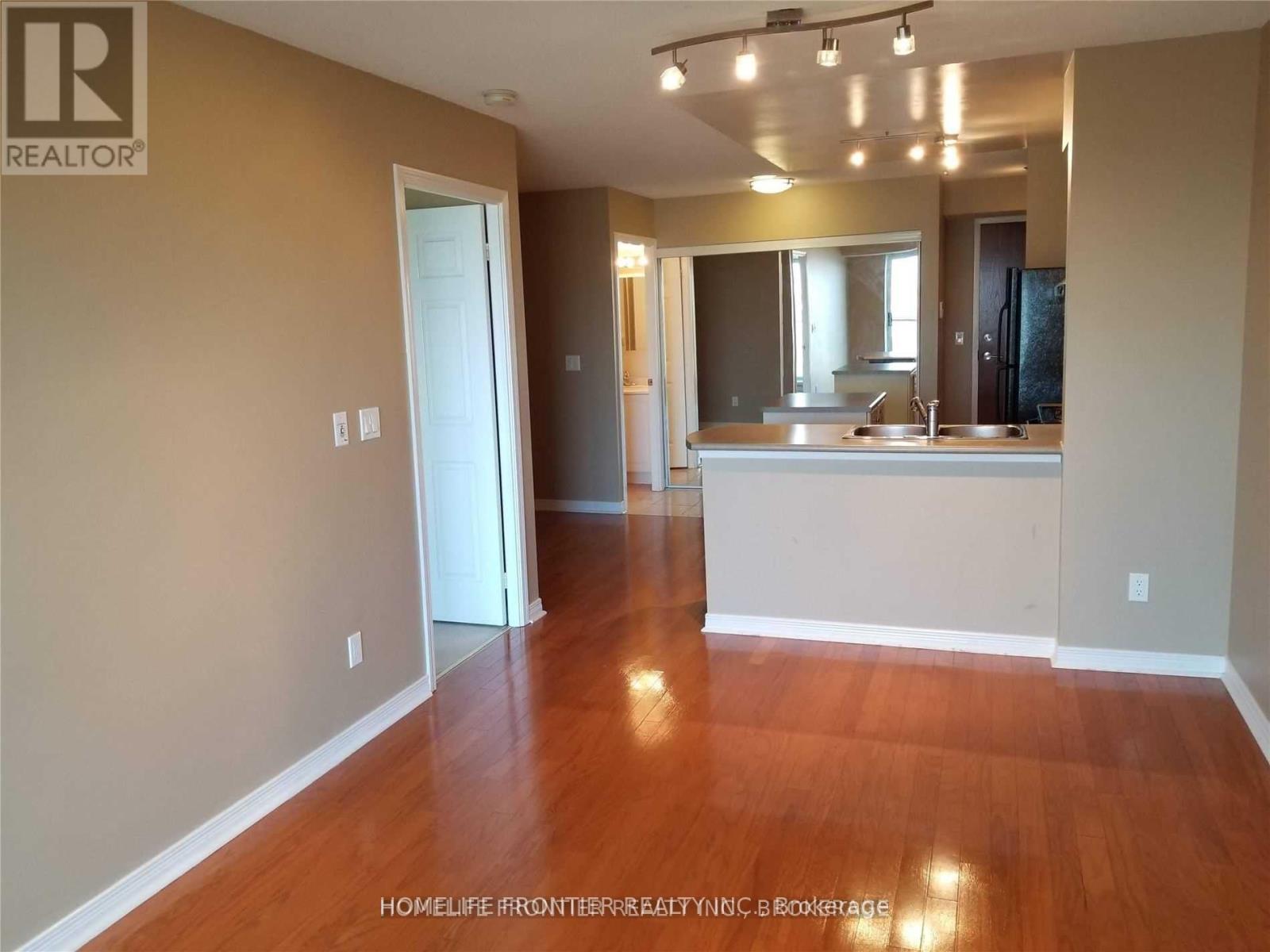 Lph07 - 11 Oneida Crescent, Richmond Hill, Ontario  L4B 0A1 - Photo 7 - N12813494