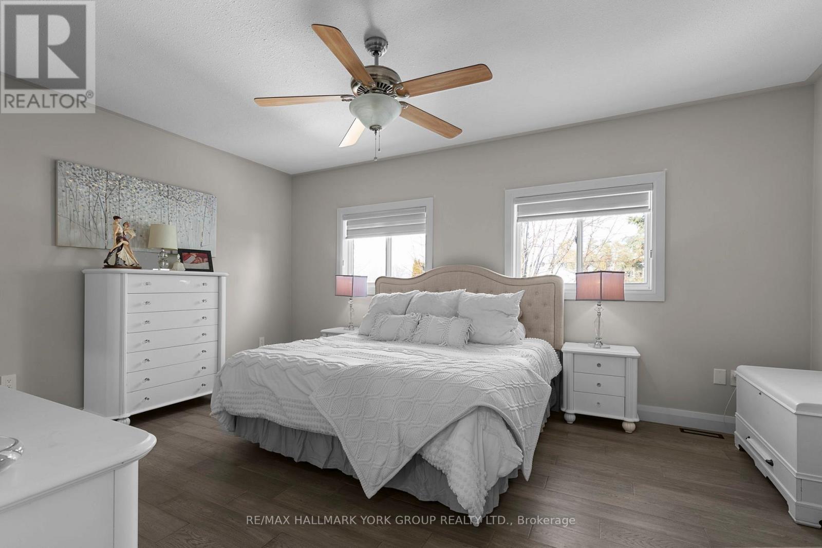 18 Todd Drive, Barrie (Bayshore), Ontario  L4N 9K6 - Photo 19 - S12813312