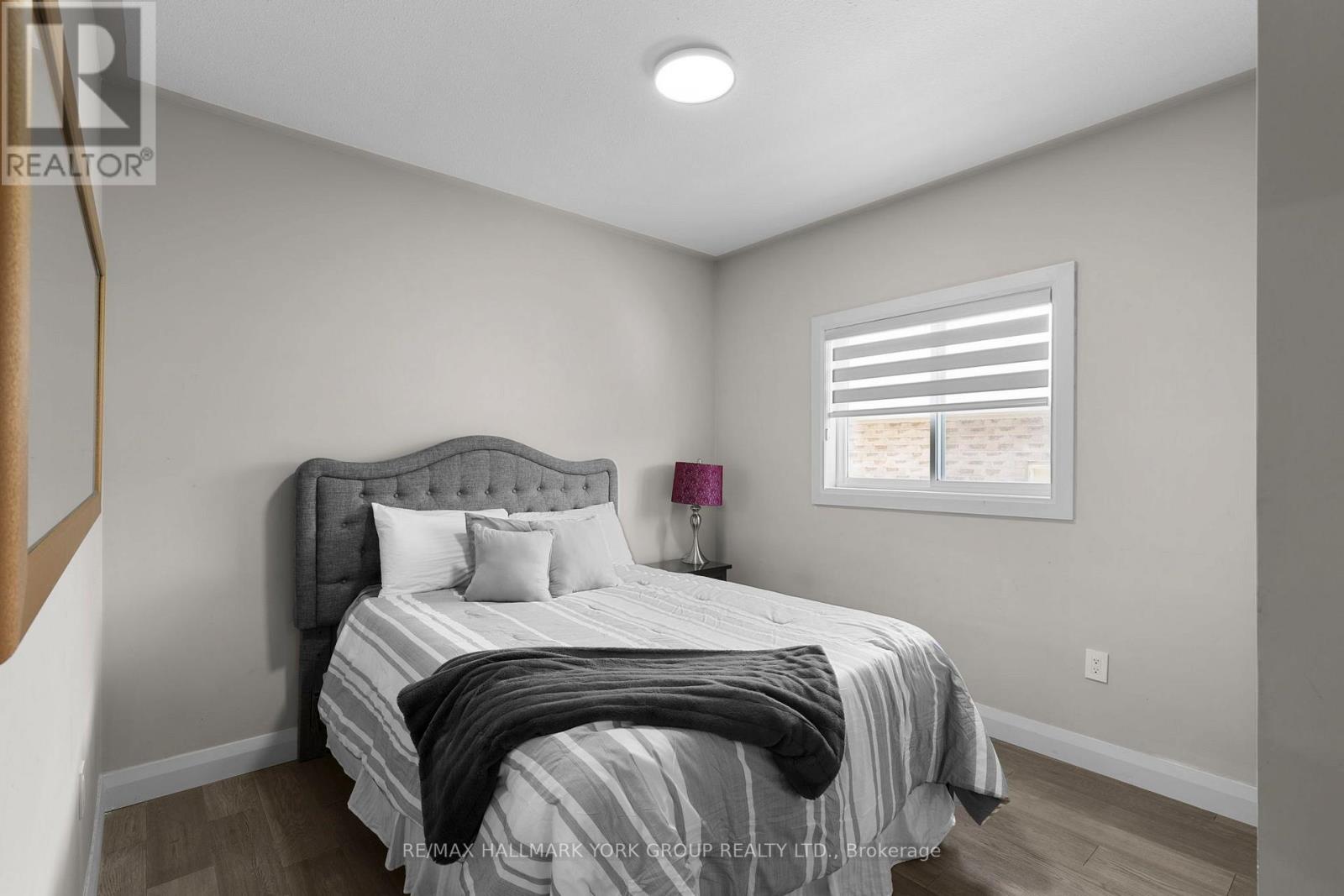 18 Todd Drive, Barrie (Bayshore), Ontario  L4N 9K6 - Photo 24 - S12813312