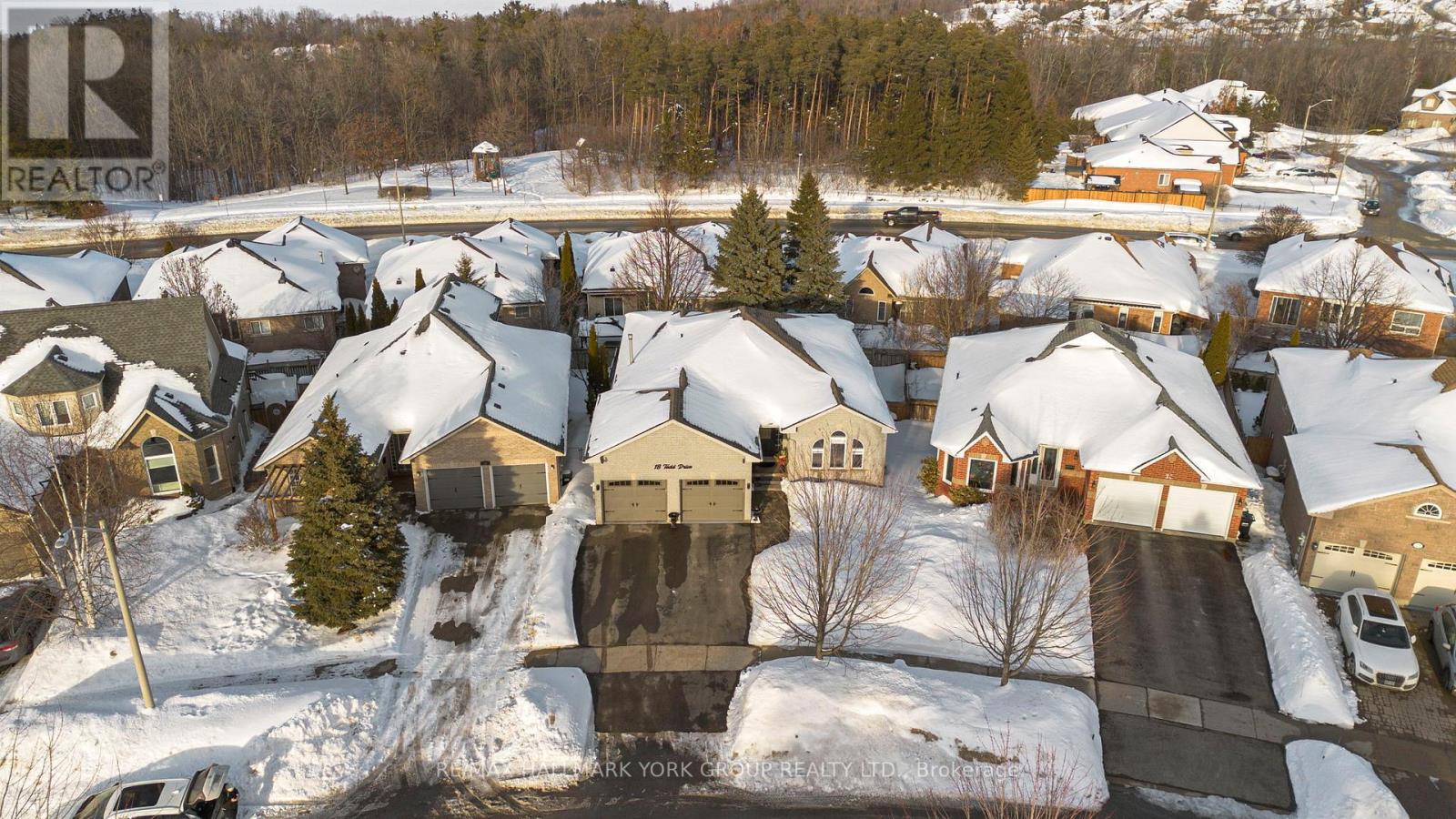 18 Todd Drive, Barrie (Bayshore), Ontario  L4N 9K6 - Photo 41 - S12813312