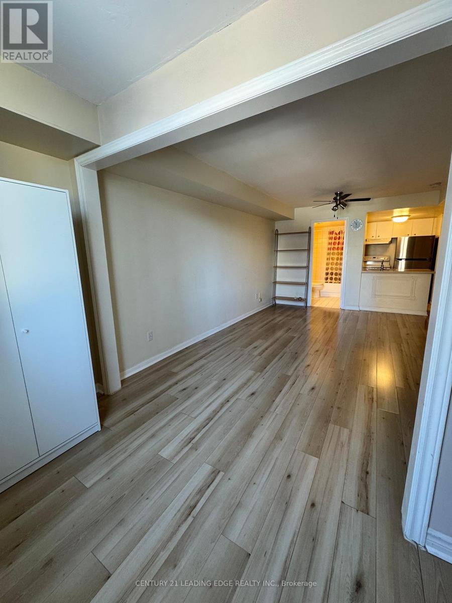 #1609 - 25 Grenville Street, Toronto, Ontario  M4Y 2X5 - Photo 4 - C12811650