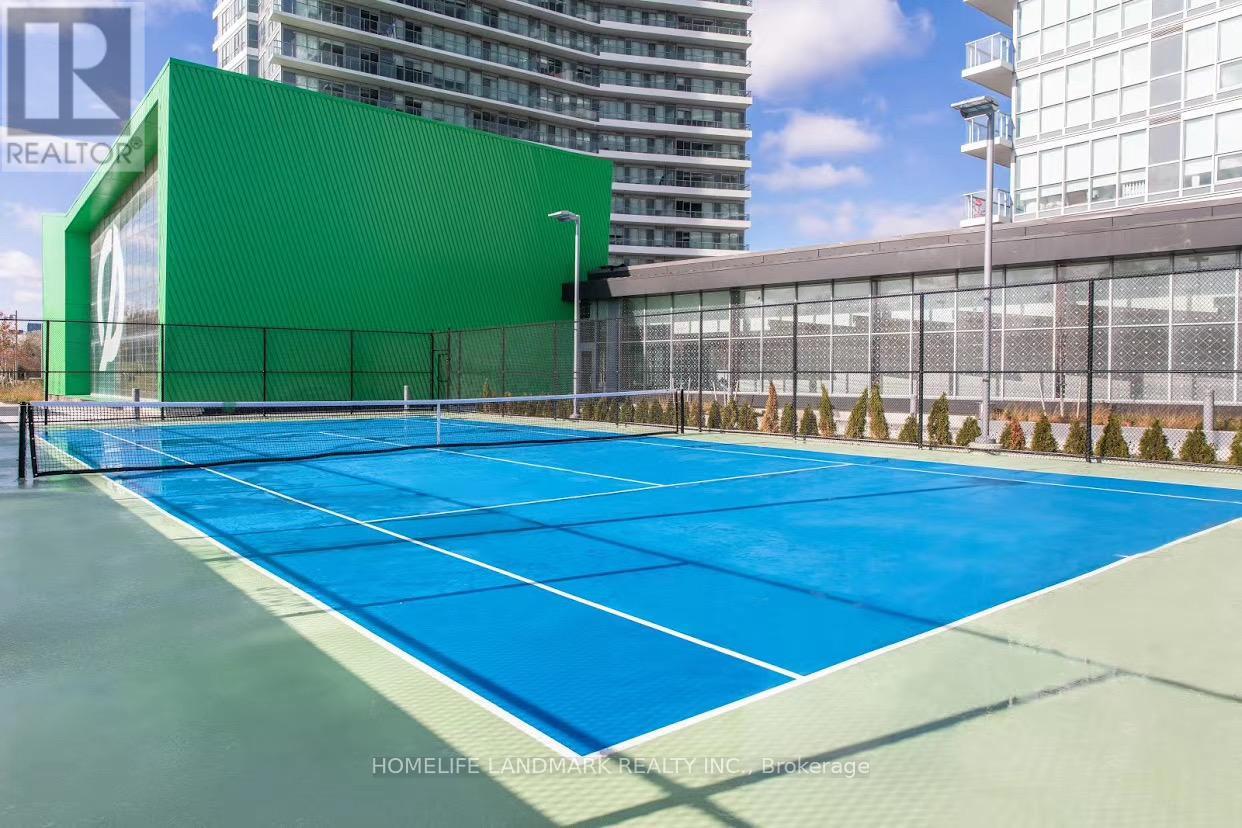 2011 - 117 Mcmahon Drive, Toronto, Ontario  M2K 0E4 - Photo 16 - C12811692