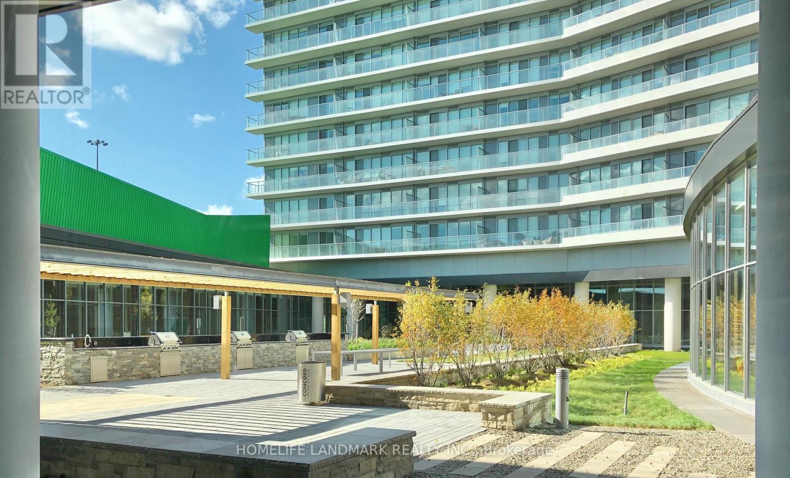 2011 - 117 Mcmahon Drive, Toronto, Ontario  M2K 0E4 - Photo 25 - C12811692