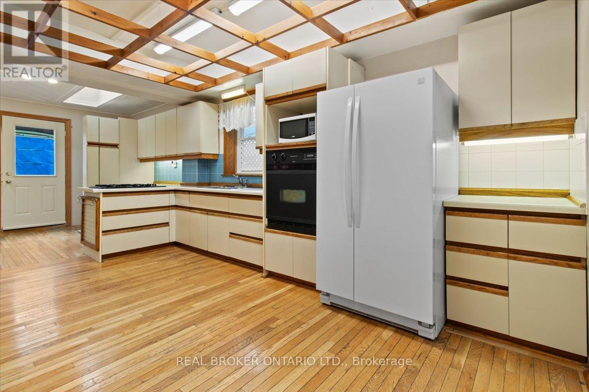 28 Glendale Avenue S, Hamilton, Ontario  L8M 3E8 - Photo 10 - X12811904