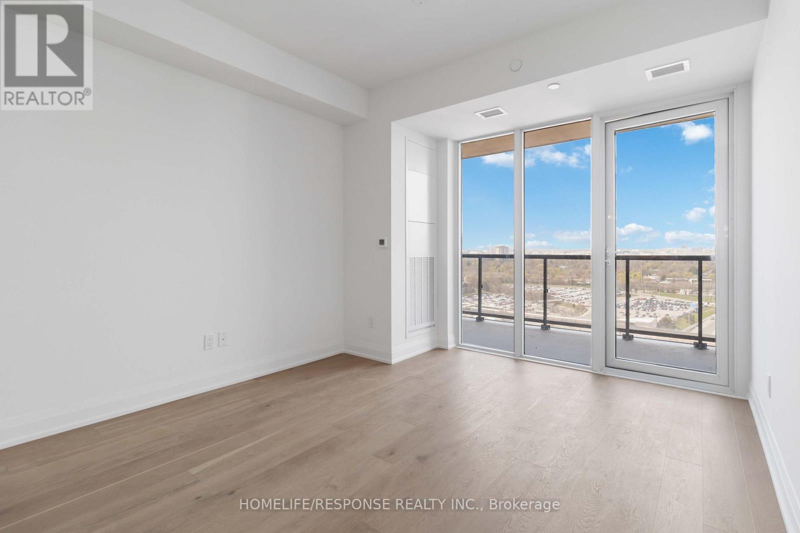 Ph1911 - 1035 Southdown Road, Mississauga, Ontario  L5J 0A3 - Photo 20 - W12813324