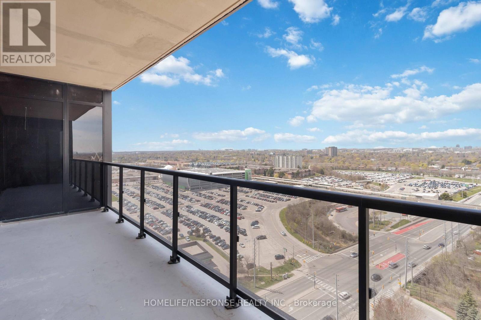 Ph1911 - 1035 Southdown Road, Mississauga, Ontario  L5J 0A3 - Photo 27 - W12813324