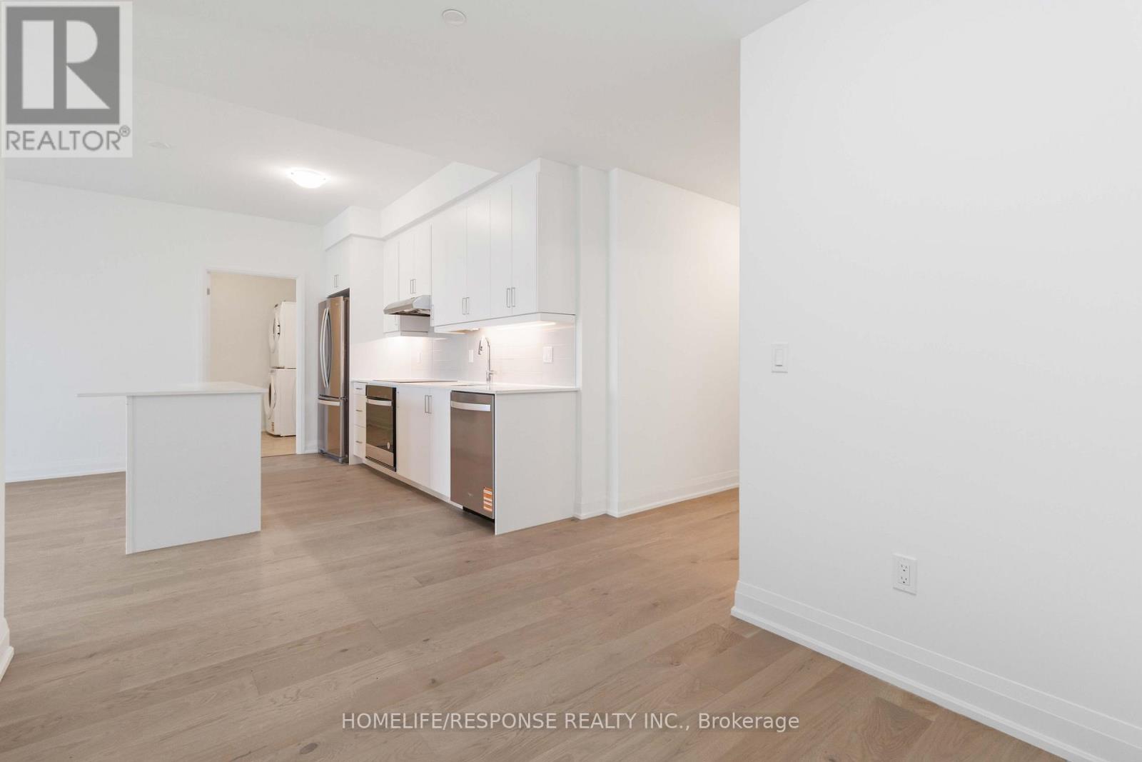 Ph1911 - 1035 Southdown Road, Mississauga, Ontario  L5J 0A3 - Photo 9 - W12813324