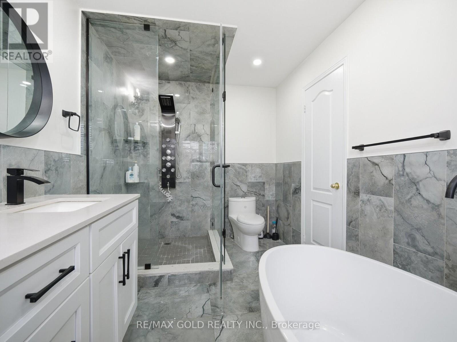 78 Passfield Trail, Brampton, Ontario  L6P 1V1 - Photo 17 - W12813352