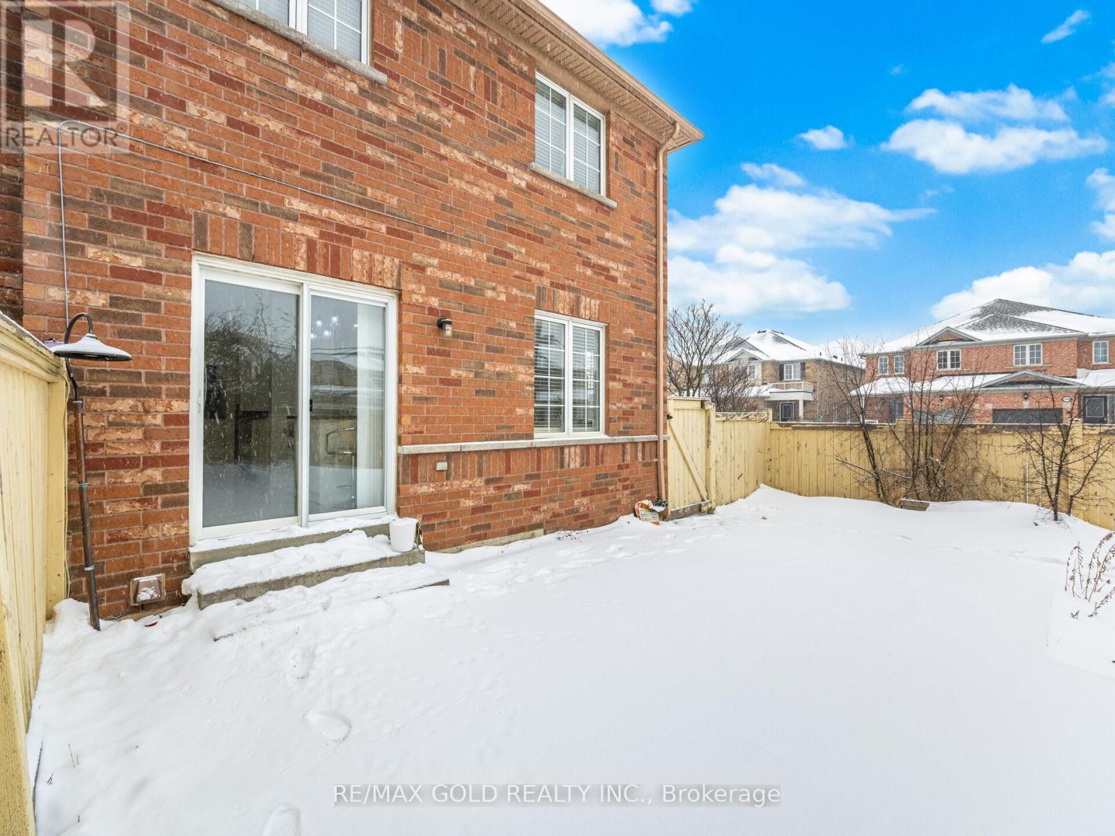 78 Passfield Trail, Brampton, Ontario  L6P 1V1 - Photo 22 - W12813352