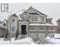 4 JOHN CARROLL DRIVE, Brampton, Ontario