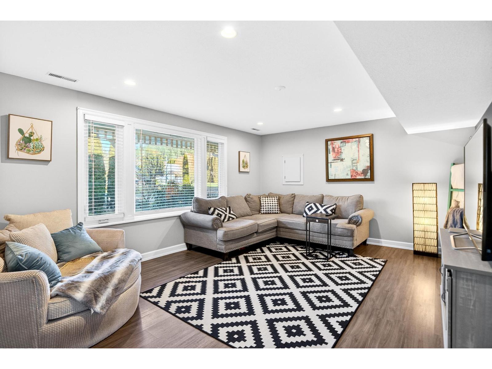 34974 Clayburn Road, Abbotsford, British Columbia  V2S 7Y9 - Photo 19 - R3081660