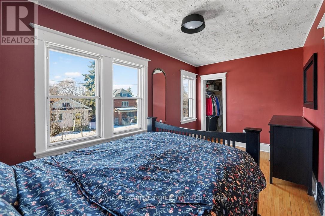 207 Edgemont Street S, Hamilton, Ontario  L8K 2J1 - Photo 17 - X12813336