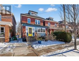 207 EDGEMONT STREET S, Hamilton, Ontario