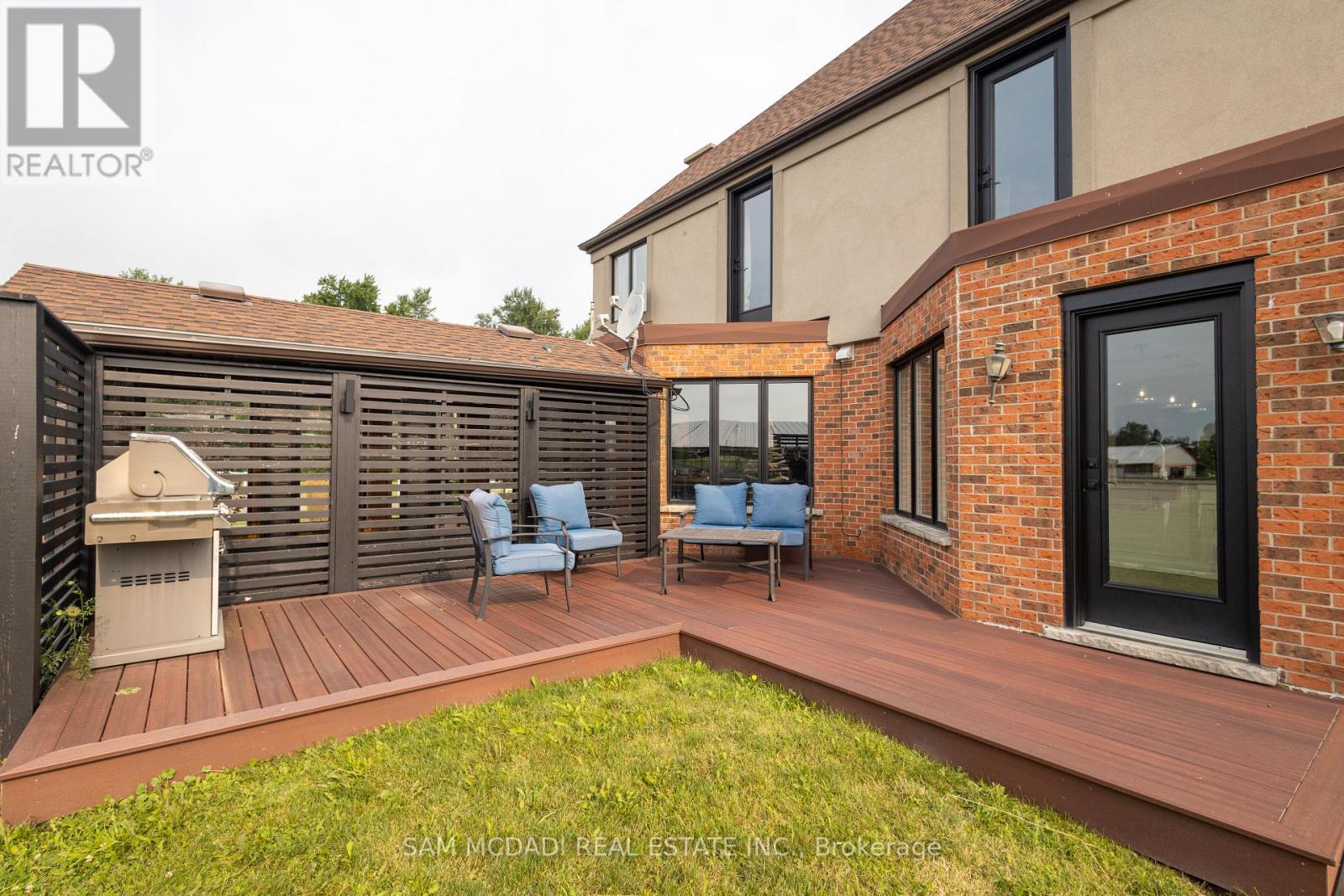 1046 Concession 6 Road W, Hamilton, Ontario  L0R 1V0 - Photo 21 - X12813514