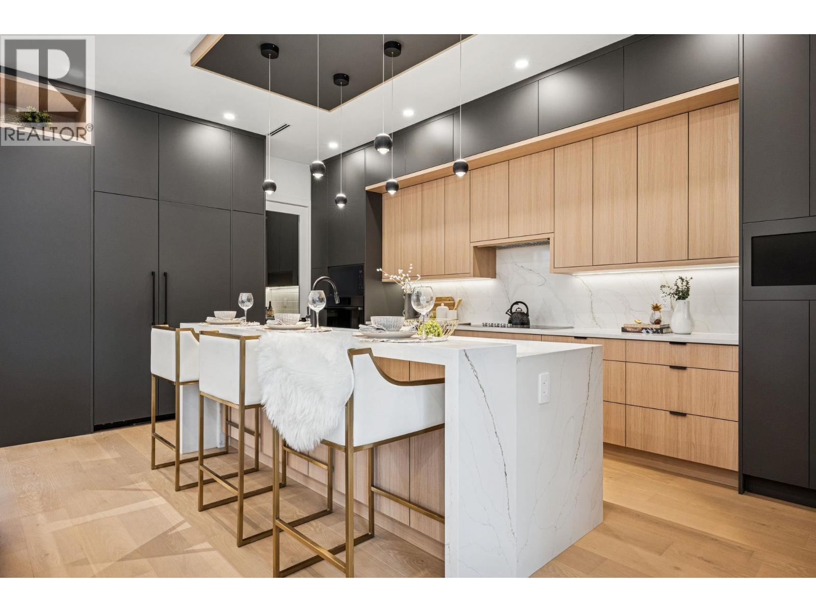 2 6362 Curtis Street, Burnaby, British Columbia  V5B 2A5 - Photo 6 - R3092606