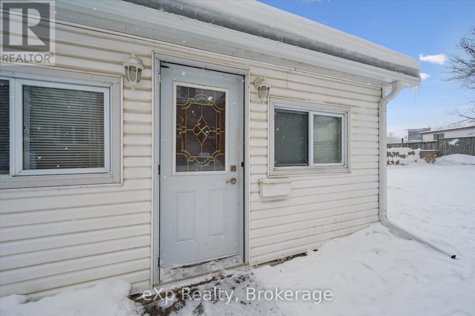 8 West Street, Perth East, Ontario  N0K 1M0 - Photo 11 - X12628764