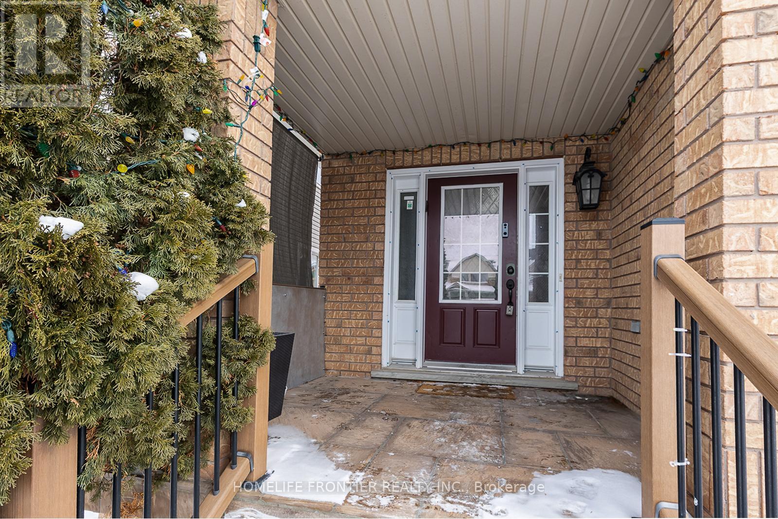 65 West Park Avenue, Bradford West Gwillimbury, Ontario  L3Z 0A7 - Photo 29 - N12777812