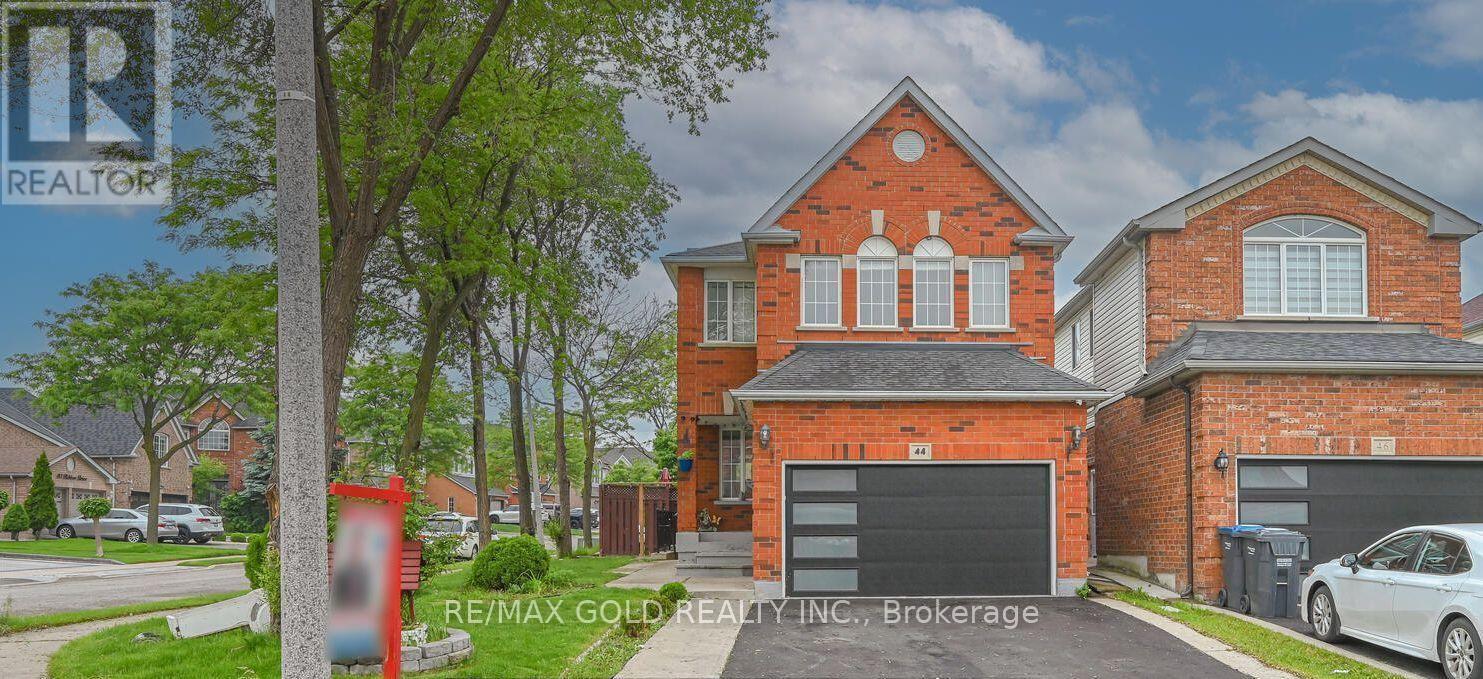 44 RIBBON DRIVE, Brampton, Ontario