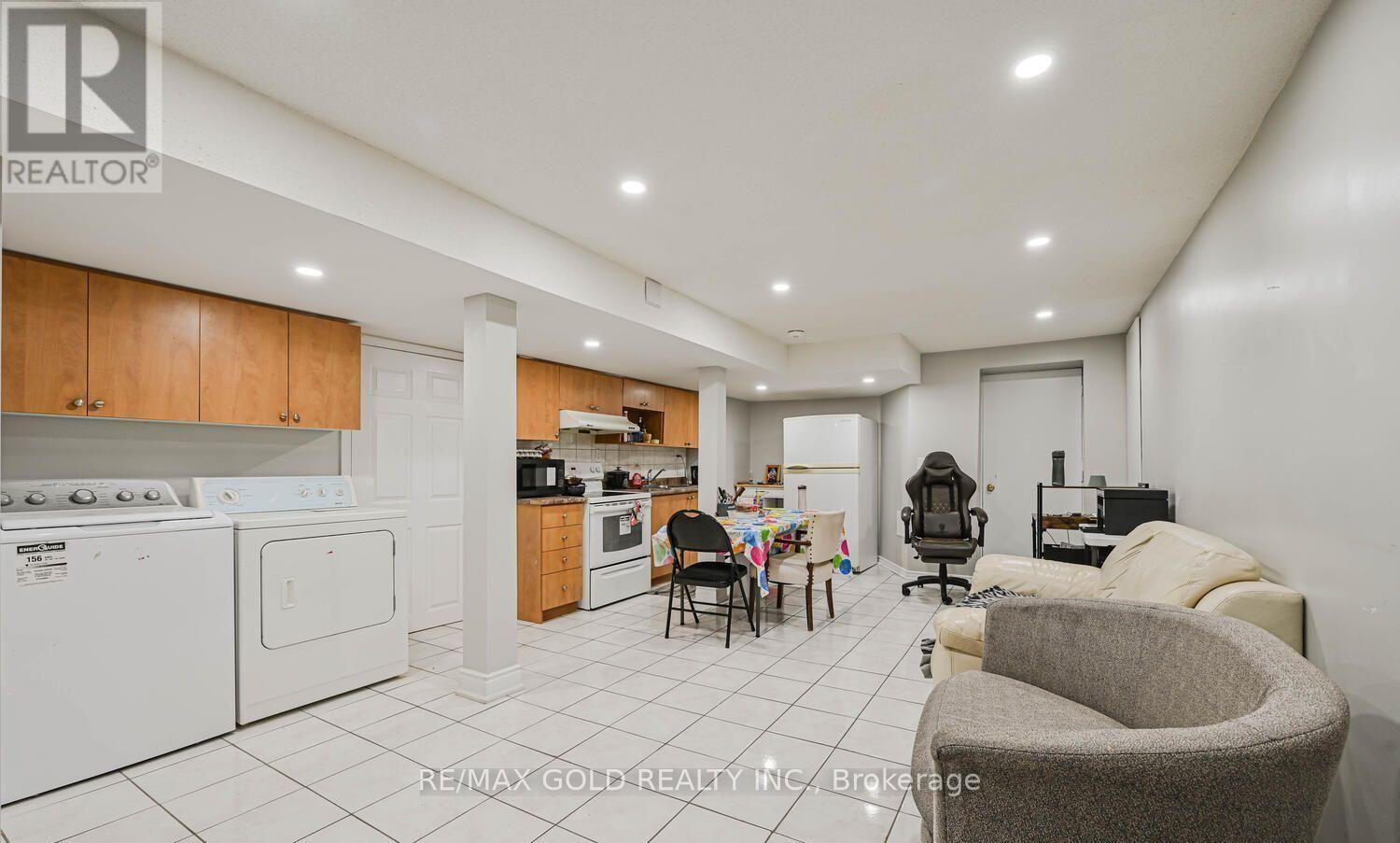 44 Ribbon Drive, Brampton, Ontario  L6R 2C5 - Photo 33 - W12811716