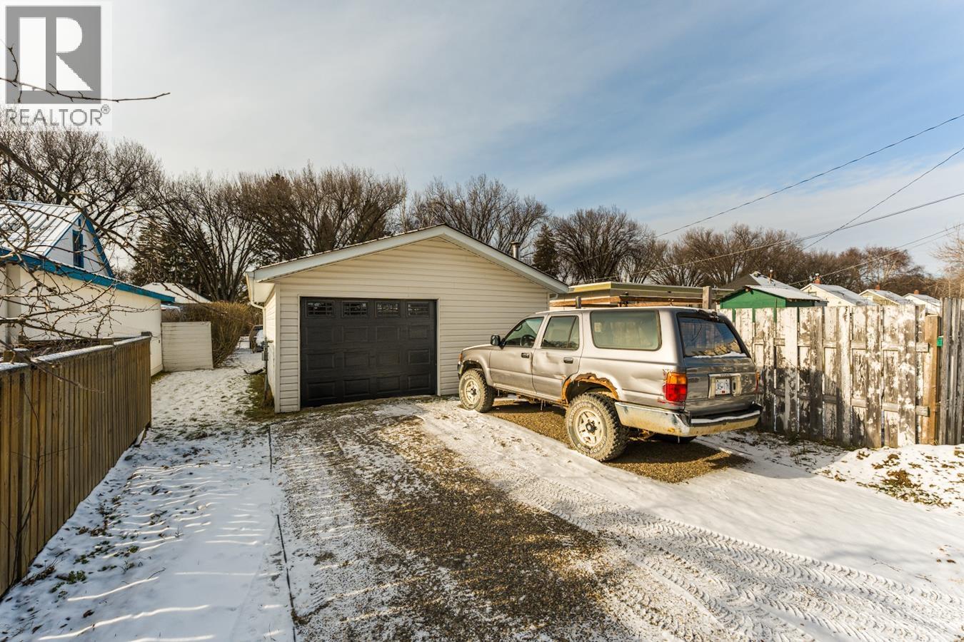 1610 Elm Street, Prince George, British Columbia  V2L 1C8 - Photo 36 - R3092663